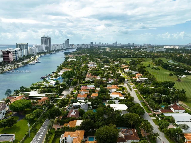 5529 Pine Tree Dr, Miami Beach FL 33140