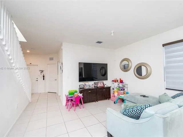 24631 SW 118th Pl # 24631, Homestead FL 33032