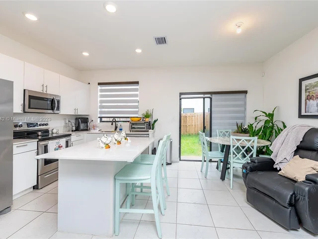 24631 SW 118th Pl # 24631, Homestead FL 33032