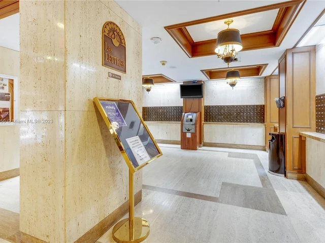 6039 Collins Ave # 408, Miami Beach FL 33140