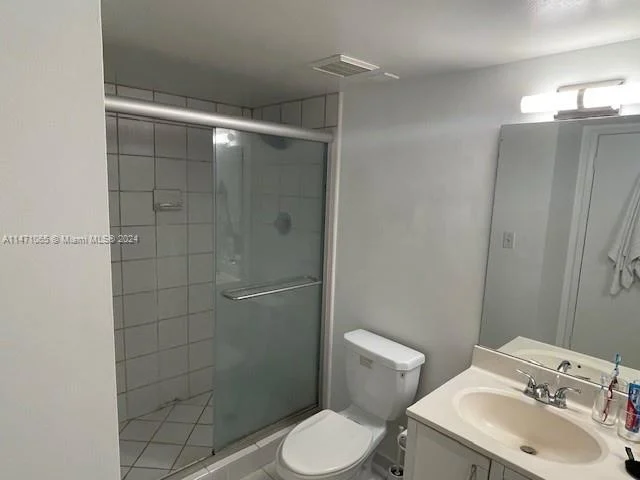 3300 NE 192nd St # 1215, Aventura FL 33180