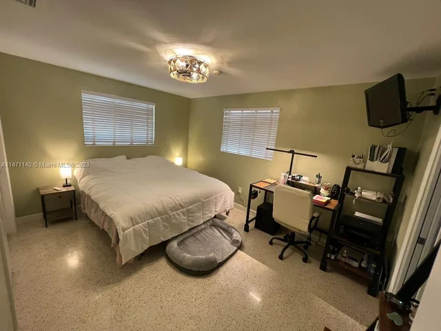 1310 SW 74th Ct, Miami FL 33144