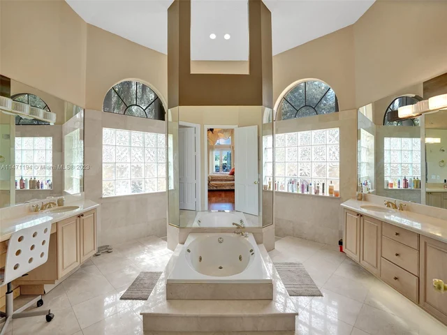 1729 NW 126th Dr, Coral Springs FL 33071