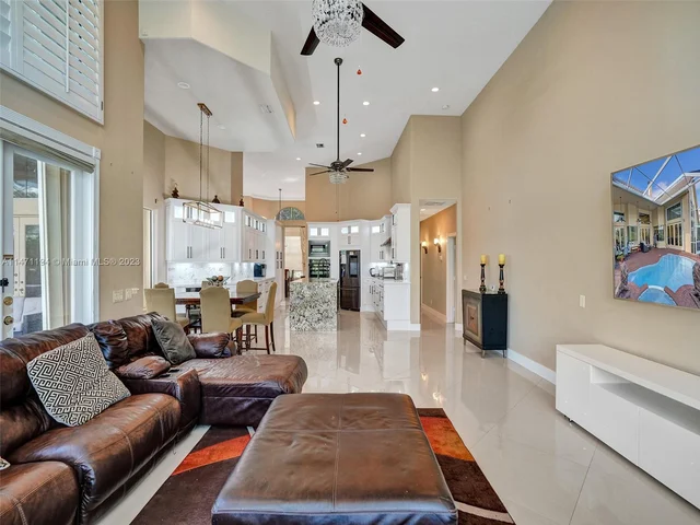 1729 NW 126th Dr, Coral Springs FL 33071