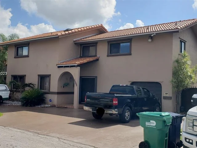 11060 SW 143rd Pl, Miami FL 33186