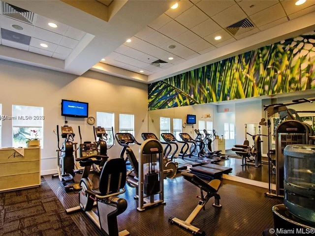 5300 NW 87th Ave # 812, Doral FL 33178