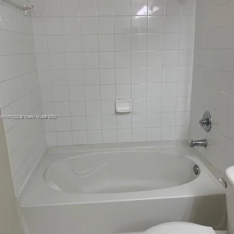 5077 NW 7th St # 1518, Miami FL 33126