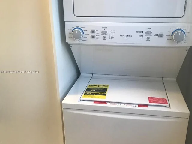 5077 NW 7th St # 1518, Miami FL 33126