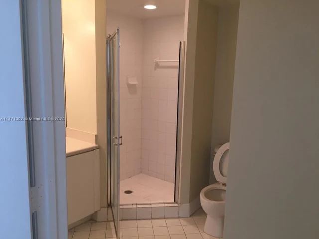 5077 NW 7th St # 1518, Miami FL 33126