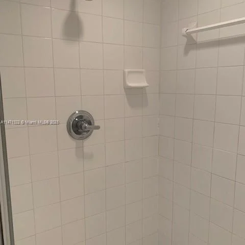 5077 NW 7th St # 1518, Miami FL 33126