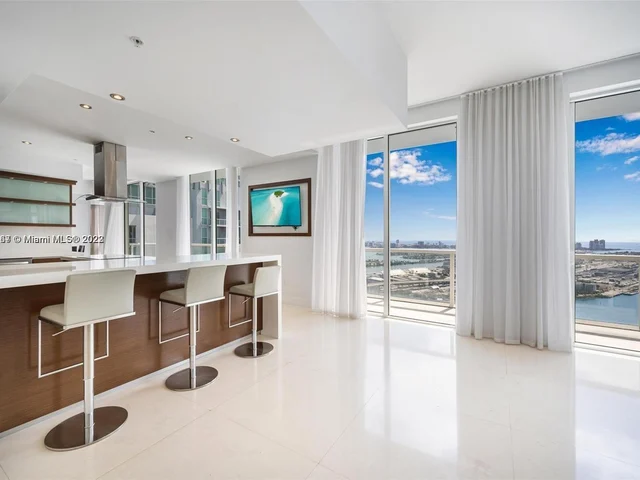 253 NE 2nd St # 4907, Miami FL 33132