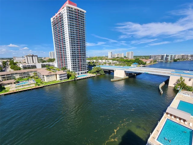 1817 S Ocean Dr, Hallandale Beach FL 33009