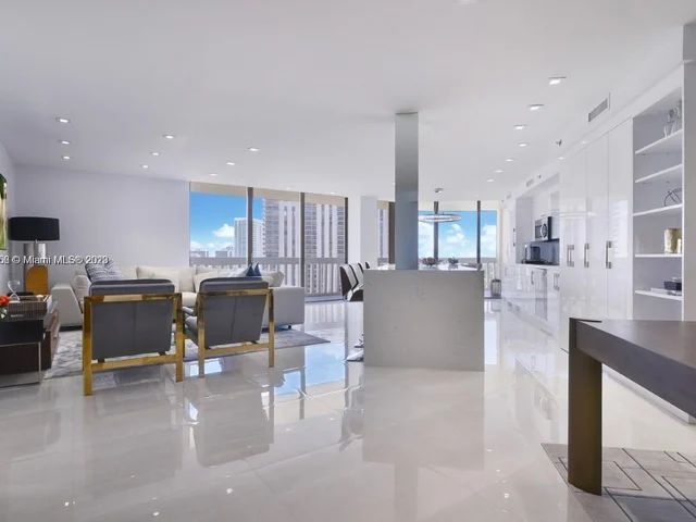 19355 Turnberry Way # 12B, Aventura FL 33180