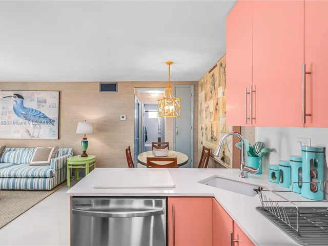 1620 West Ave # 301, Miami Beach FL 33139