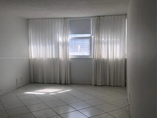 1880 S Ocean Dr # 601, Hallandale Beach FL 33009