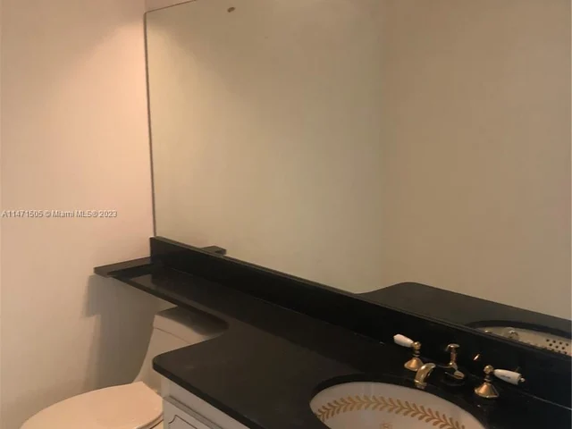 1880 S Ocean Dr # 601, Hallandale Beach FL 33009