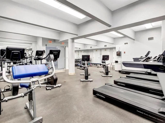 1880 S Ocean Dr # 601, Hallandale Beach FL 33009