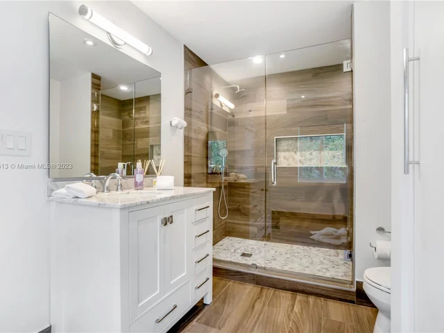 9528 Bay Dr, Surfside FL 33154