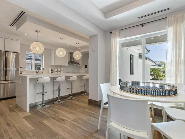 9528 Bay Dr, Surfside FL 33154