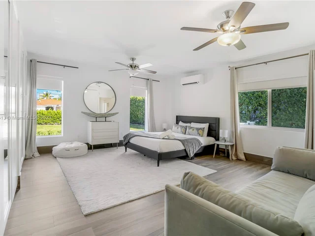 9528 Bay Dr, Surfside FL 33154