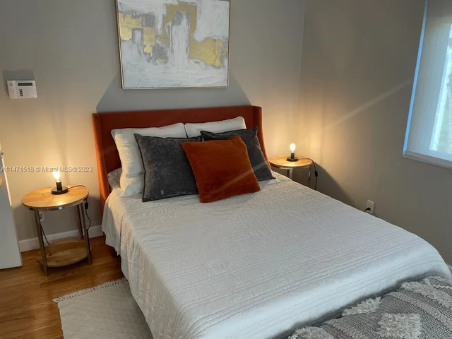 1635 Johnson St, Hollywood FL 33020