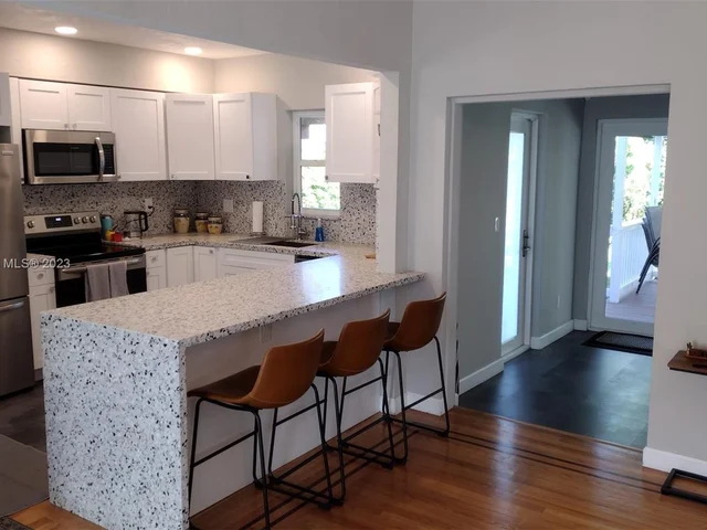 1635 Johnson St, Hollywood FL 33020