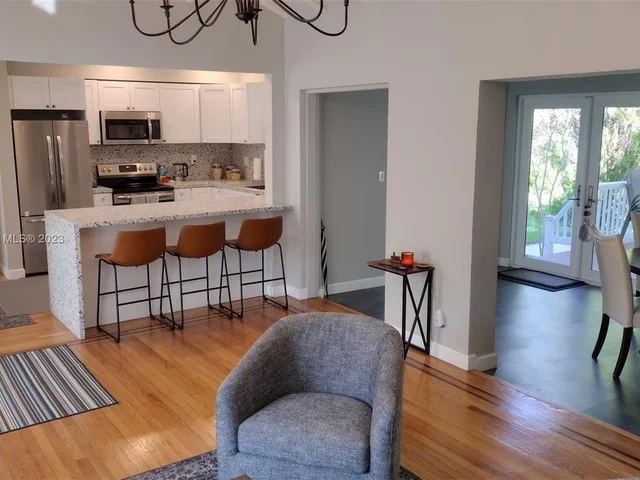 1635 Johnson St, Hollywood FL 33020