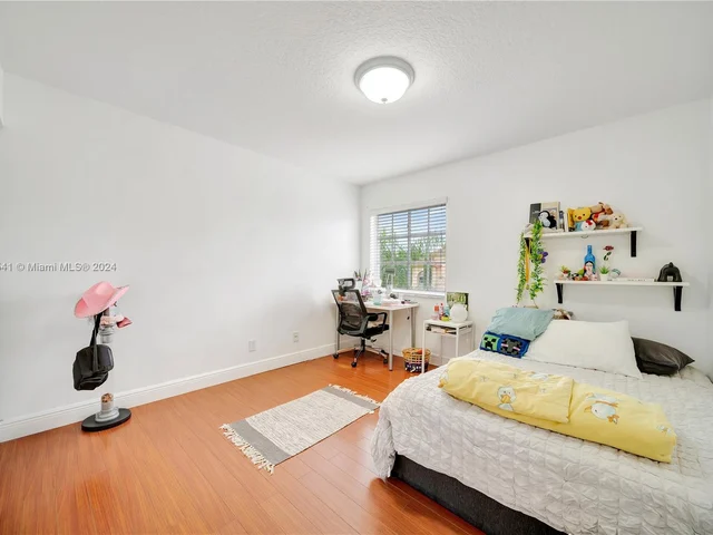 9771 NW 29th St, Doral FL 33172