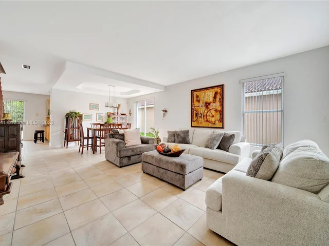 9771 NW 29th St, Doral FL 33172