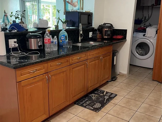 14515 SW 299th Ter, Homestead FL 33033