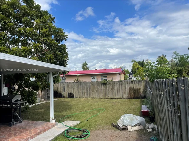 14515 SW 299th Ter, Homestead FL 33033