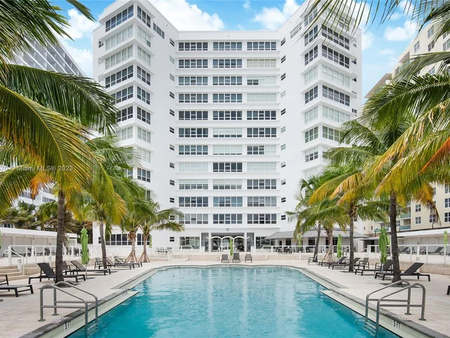 4925 Collins Ave # 2D, Miami Beach FL 33140
