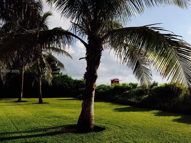 4925 Collins Ave # 2D, Miami Beach FL 33140