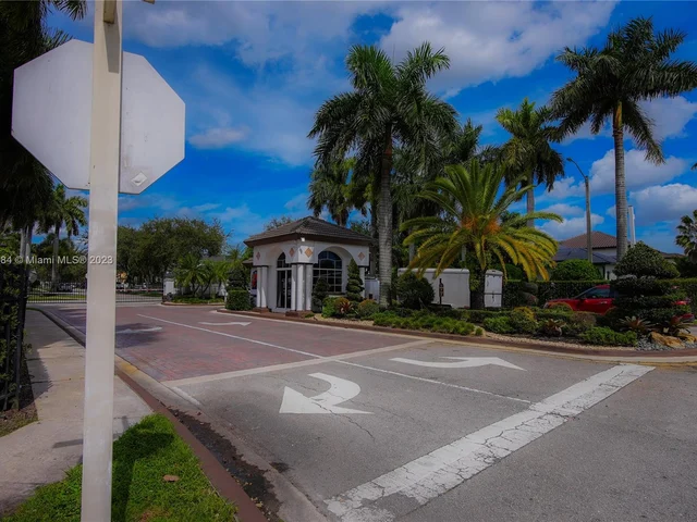 2297 SW 130th Ter, Miramar FL 33027