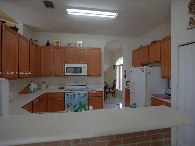 2297 SW 130th Ter, Miramar FL 33027