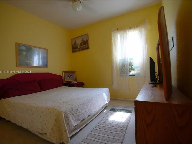 2297 SW 130th Ter, Miramar FL 33027