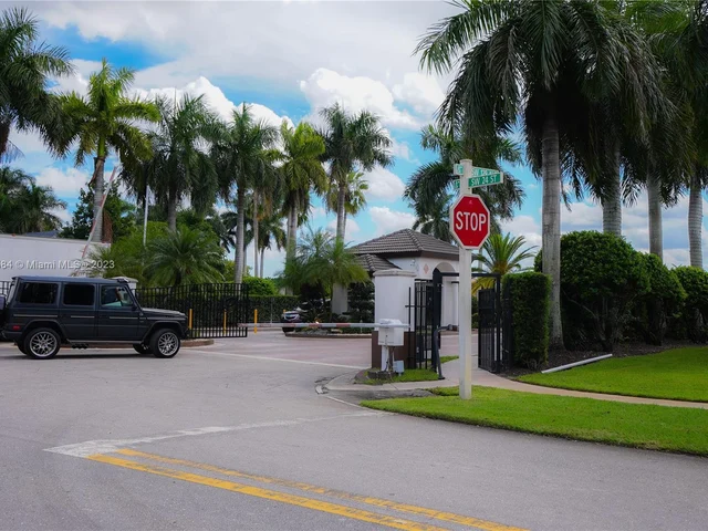 2297 SW 130th Ter, Miramar FL 33027