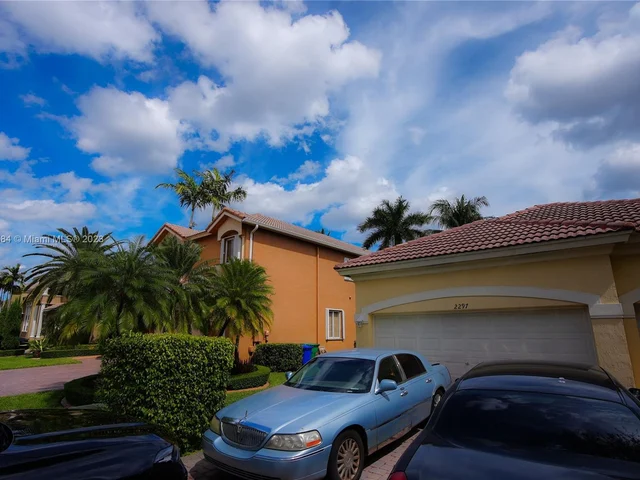 2297 SW 130th Ter, Miramar FL 33027