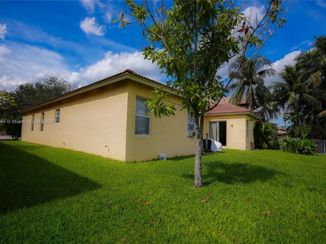 2297 SW 130th Ter, Miramar FL 33027