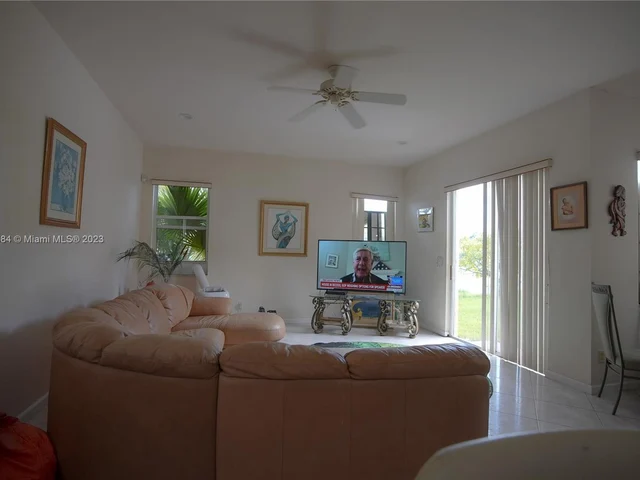 2297 SW 130th Ter, Miramar FL 33027