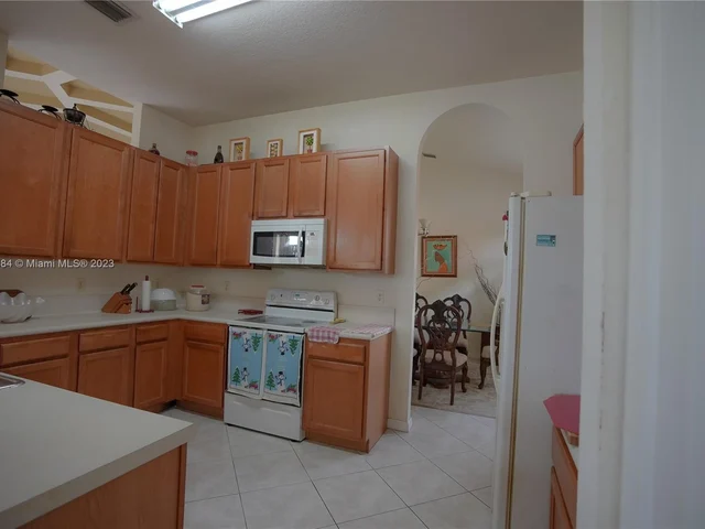 2297 SW 130th Ter, Miramar FL 33027