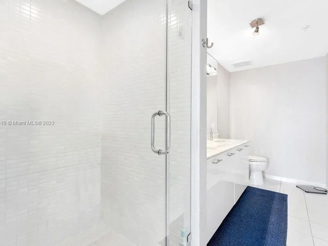 3470 E Coast Ave # H1711, Miami FL 33137