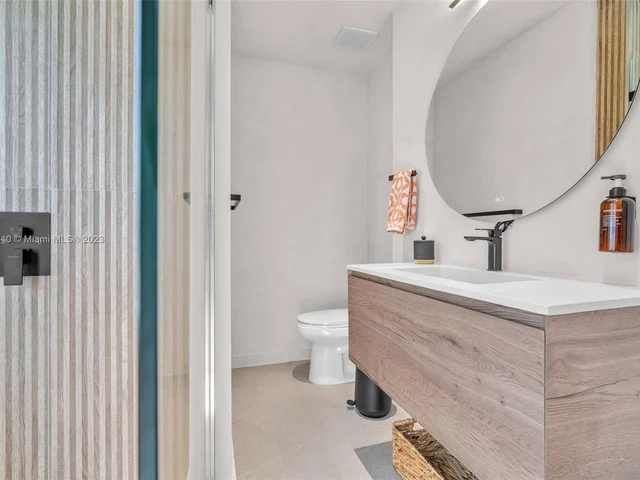 604 SW 11th Ct, Fort Lauderdale FL 33315