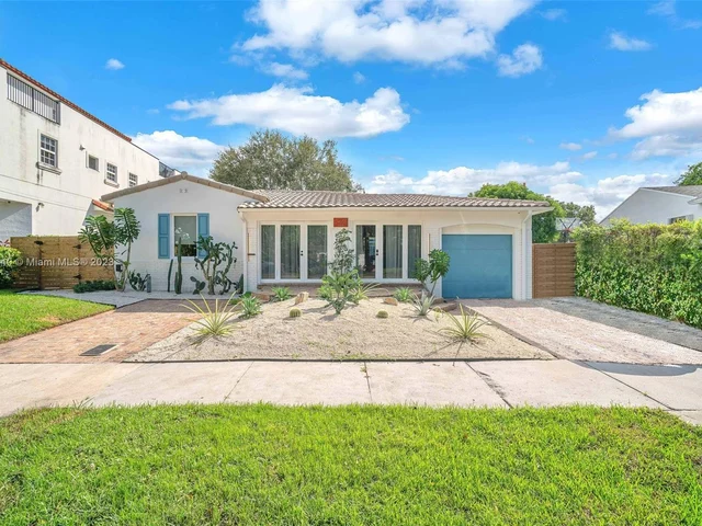 604 SW 11th Ct, Fort Lauderdale FL 33315