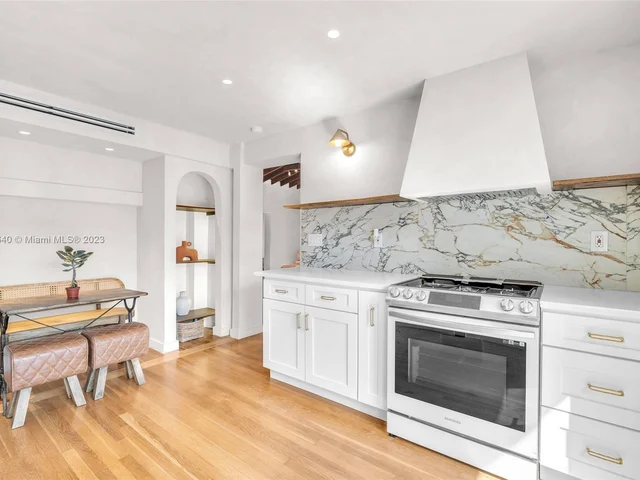 604 SW 11th Ct, Fort Lauderdale FL 33315