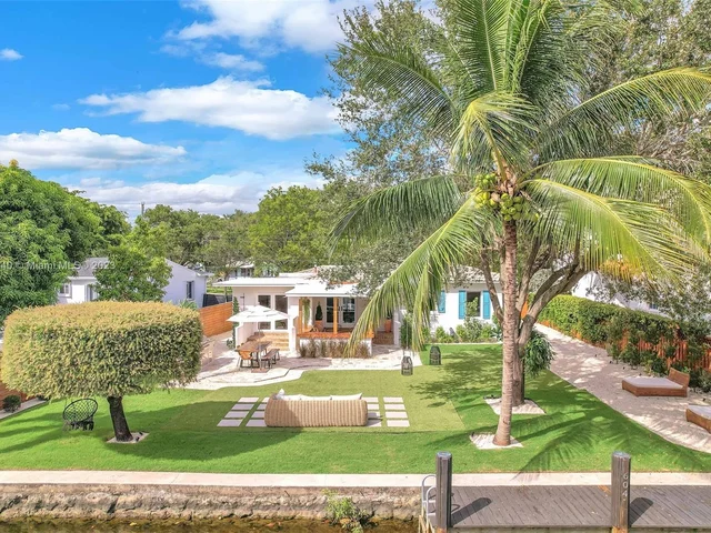 604 SW 11th Ct, Fort Lauderdale FL 33315