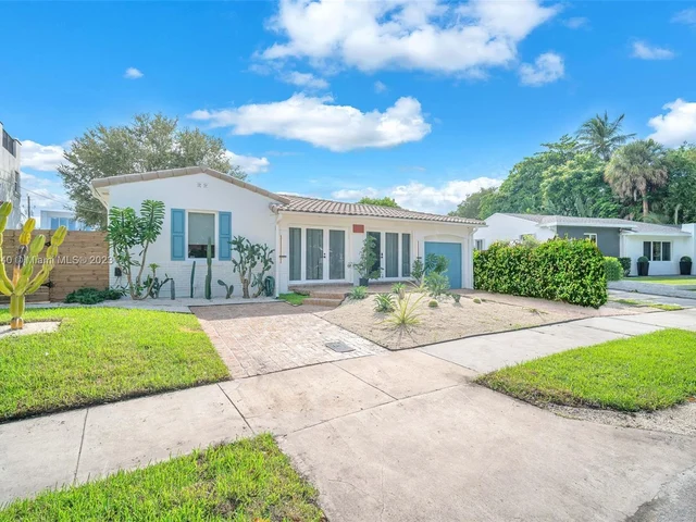 604 SW 11th Ct, Fort Lauderdale FL 33315