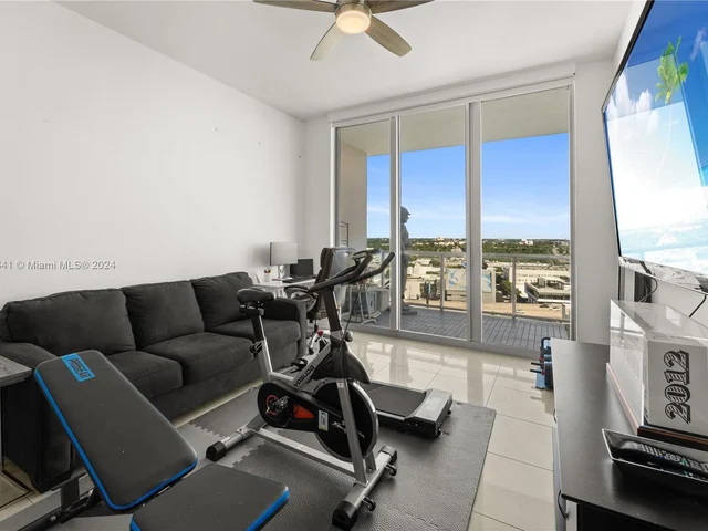 3470 E Coast Ave # H1601, Miami FL 33137