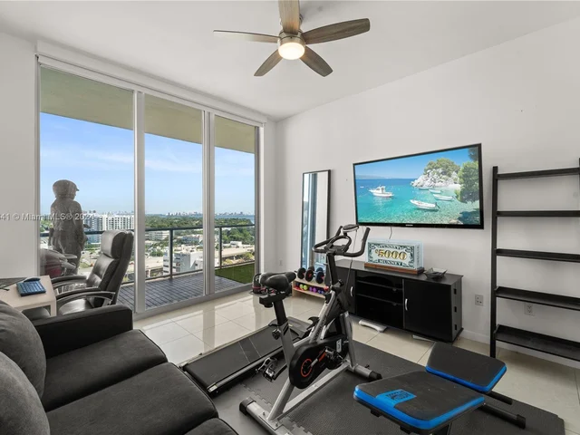 3470 E Coast Ave # H1601, Miami FL 33137