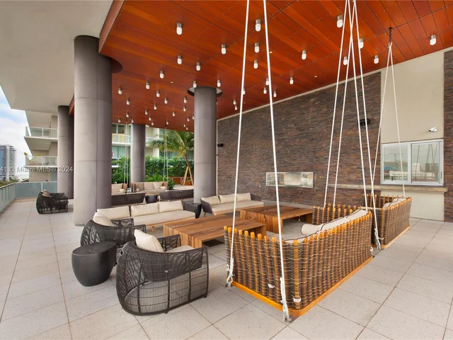 3470 E Coast Ave # H1601, Miami FL 33137